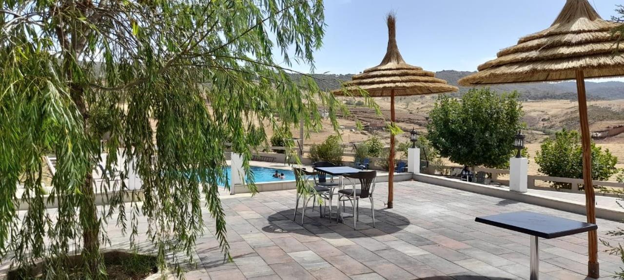 Tamanoucht Hotel Ифран Екстериор снимка
