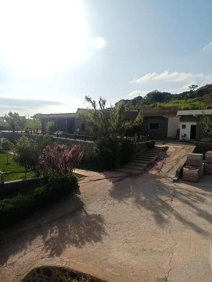 Tamanoucht Hotel Ифран Екстериор снимка