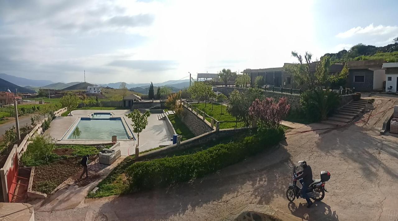 Tamanoucht Hotel Ифран Екстериор снимка
