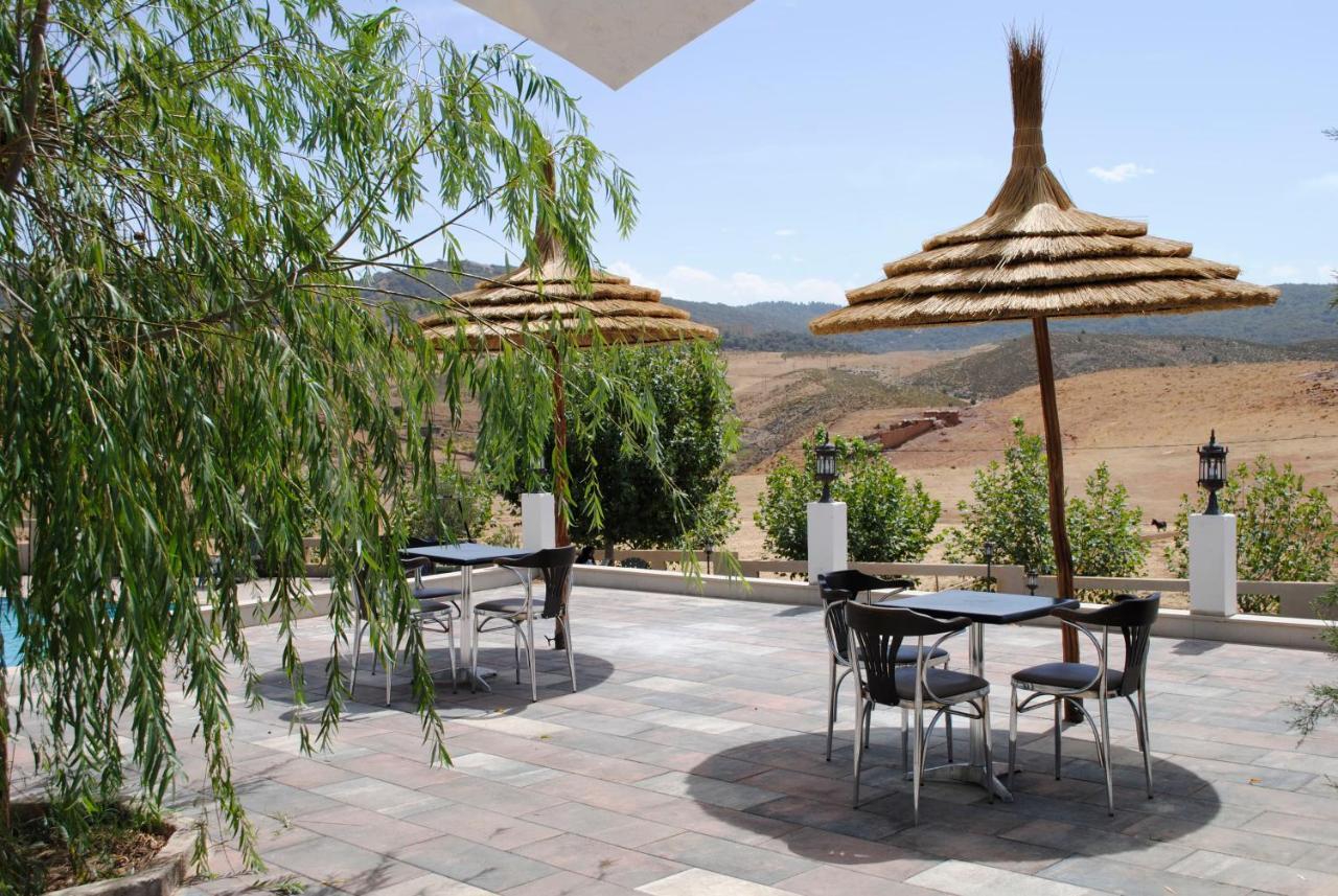 Tamanoucht Hotel Ифран Екстериор снимка