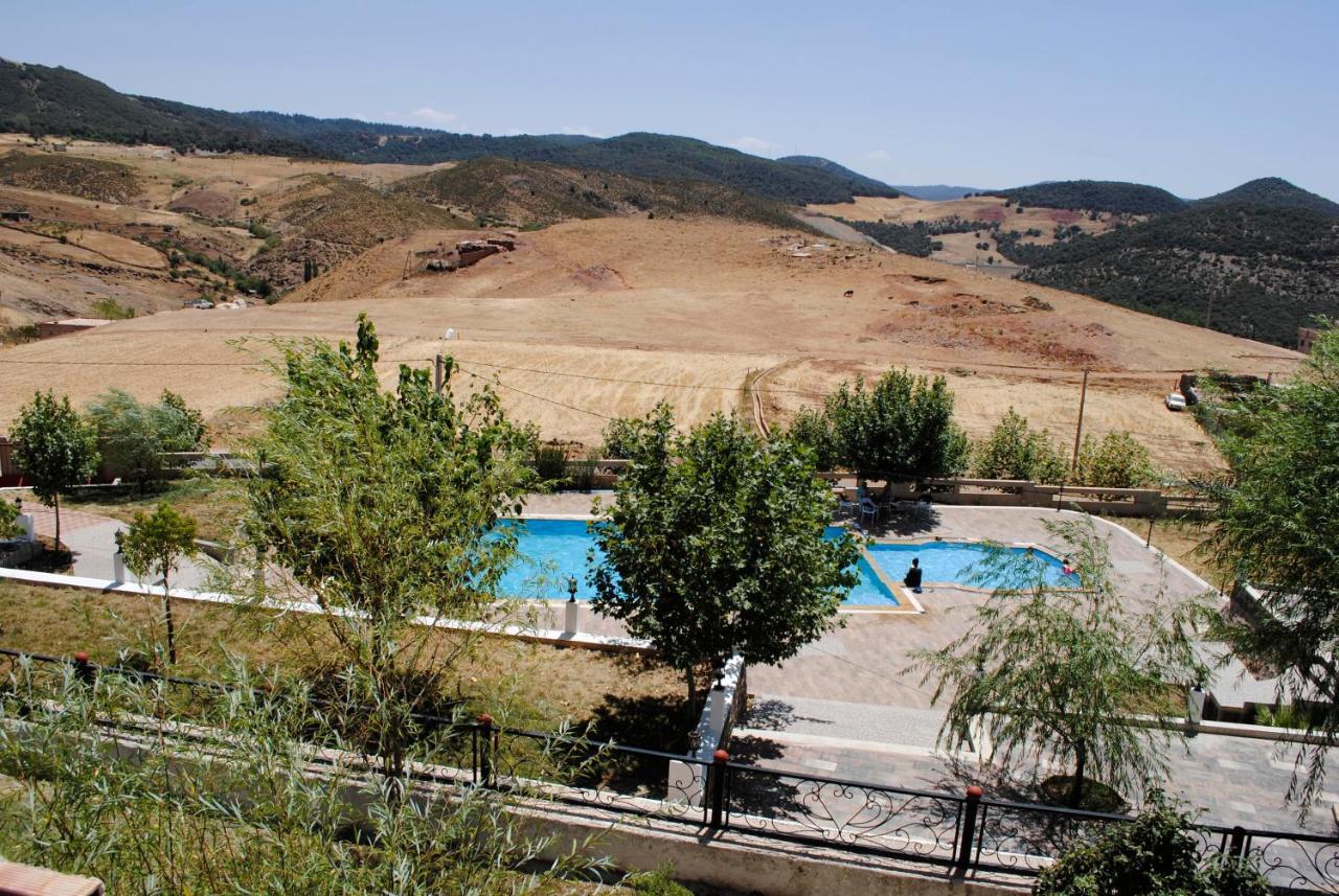 Tamanoucht Hotel Ифран Екстериор снимка