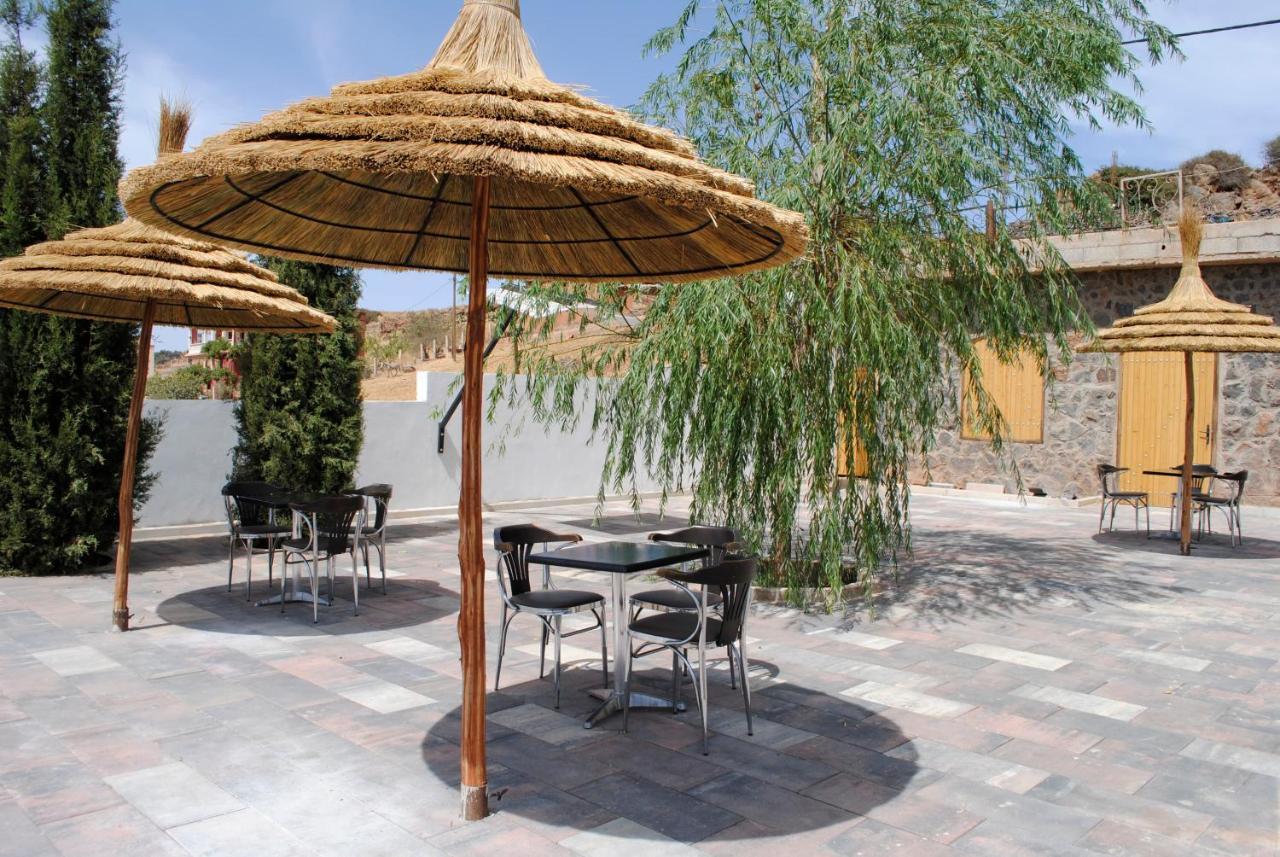 Tamanoucht Hotel Ифран Екстериор снимка